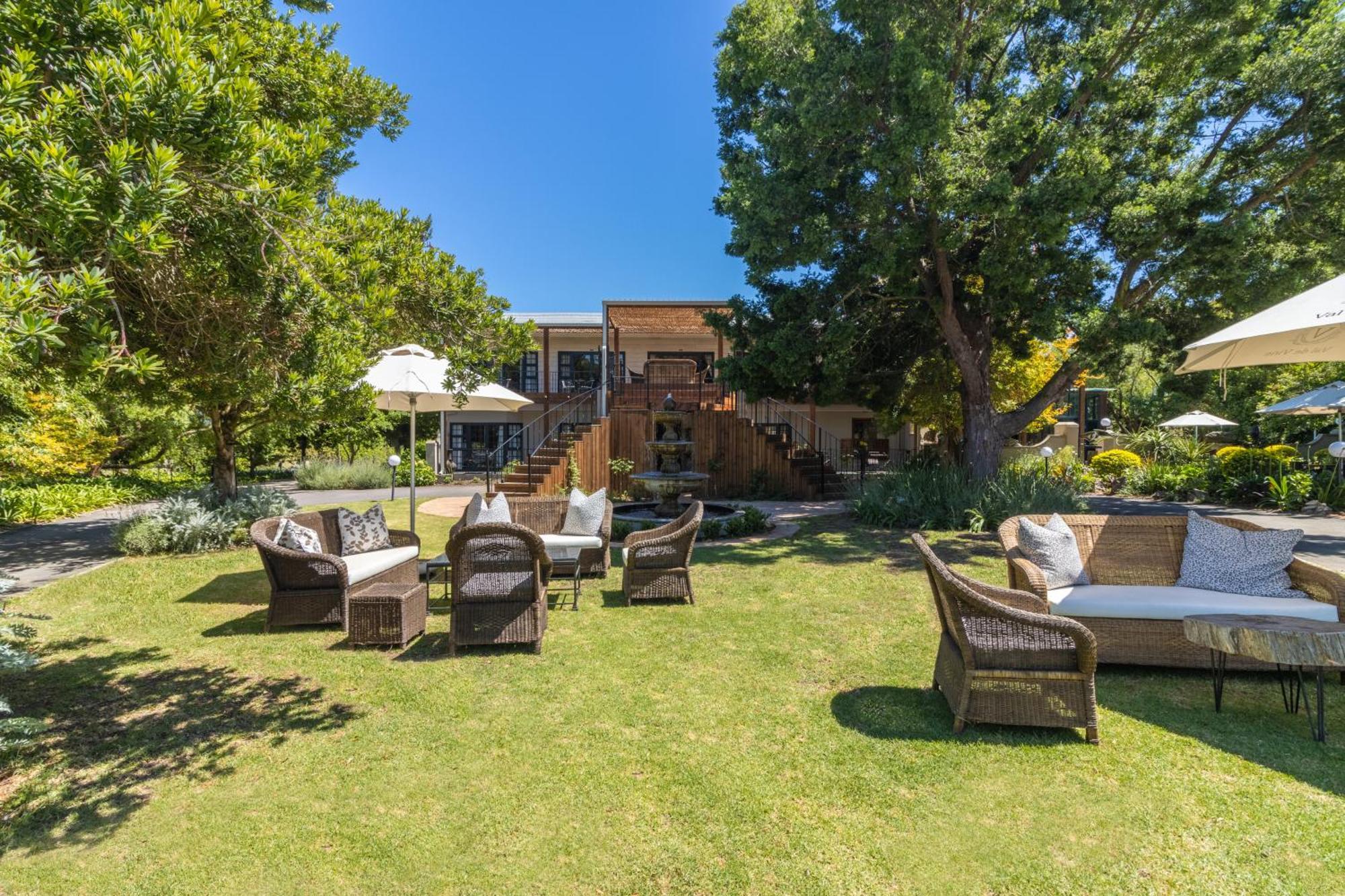 Val De Vine Hotel Stellenbosch Exterior photo